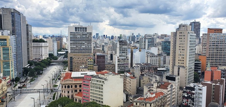 1109 - Mirante Studios - Vista do Vale do Anhangabau